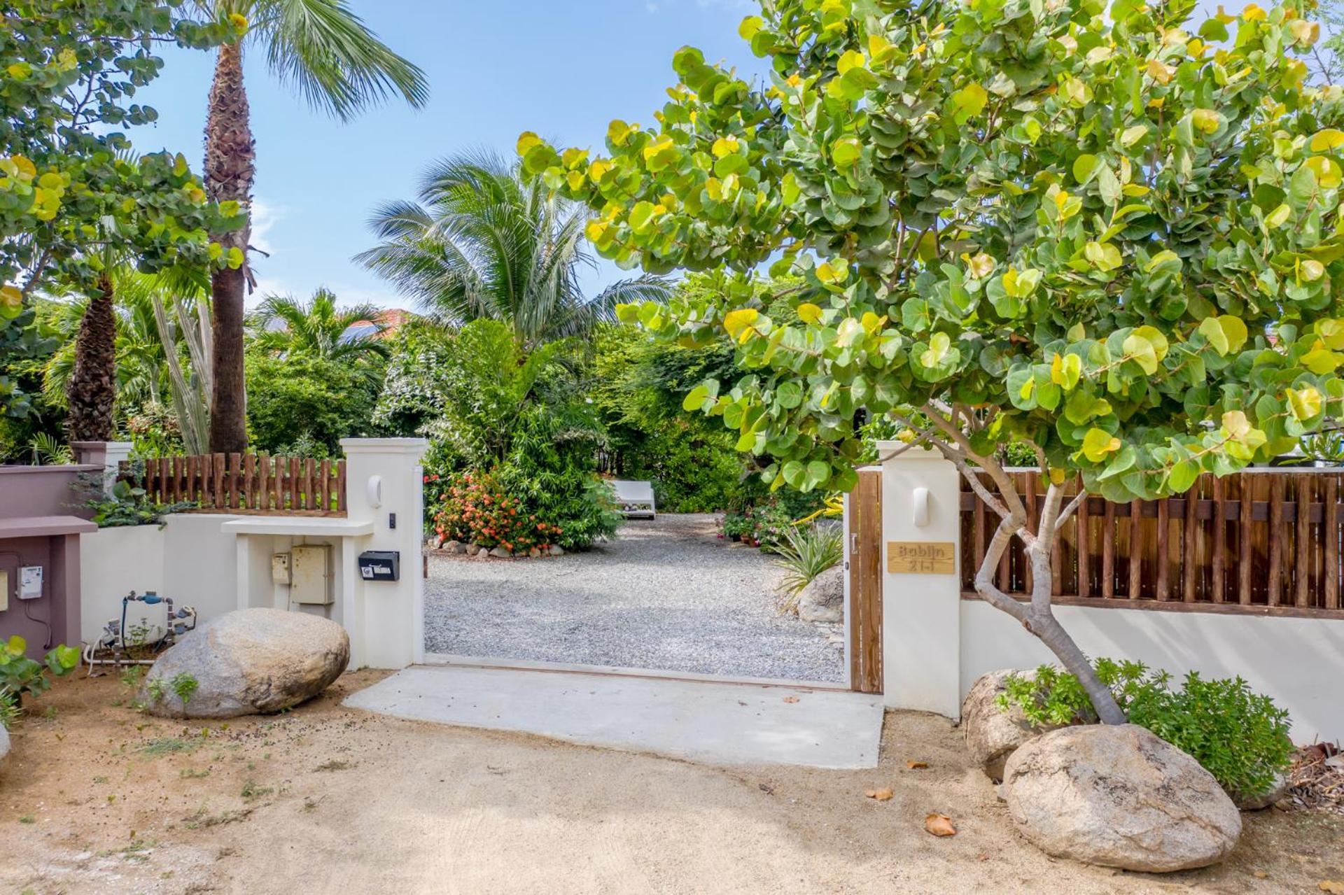 Naima Luxury Home, Cottage & Apartment Rentals Paradera Ngoại thất bức ảnh